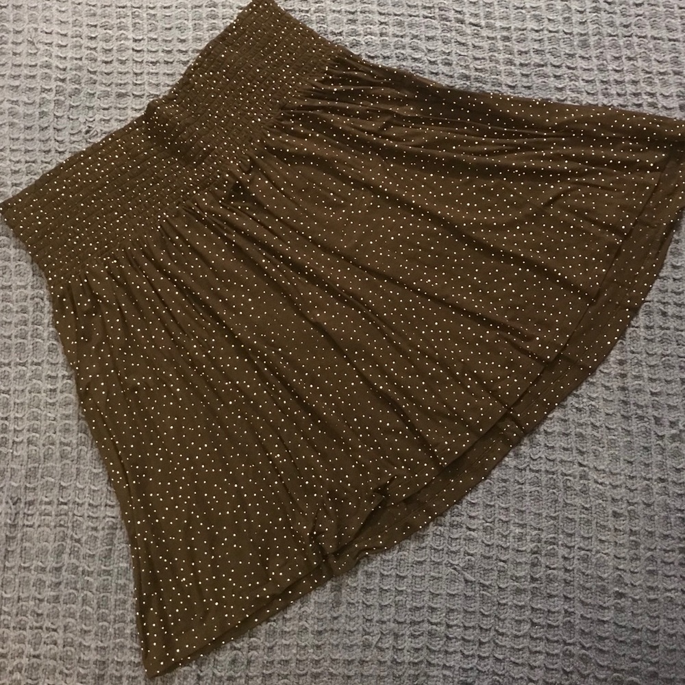 Stretchy and flowy circle skirt